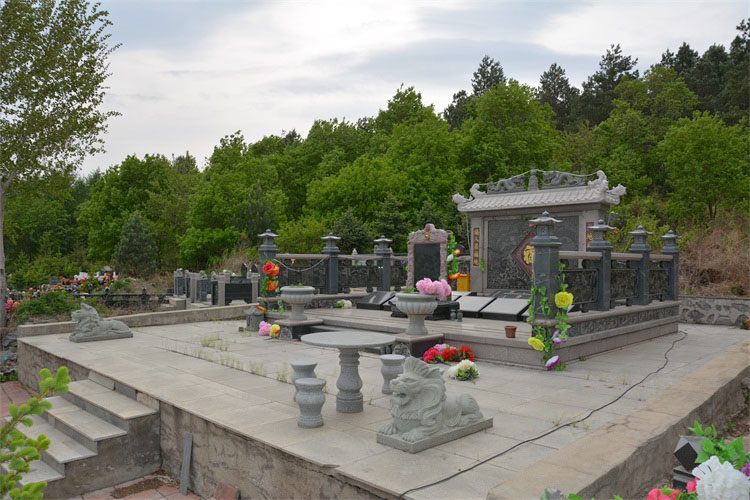 北京殯葬協(xié)會(huì)回應(yīng)“死不起” 稱(chēng)市民“太挑剔”